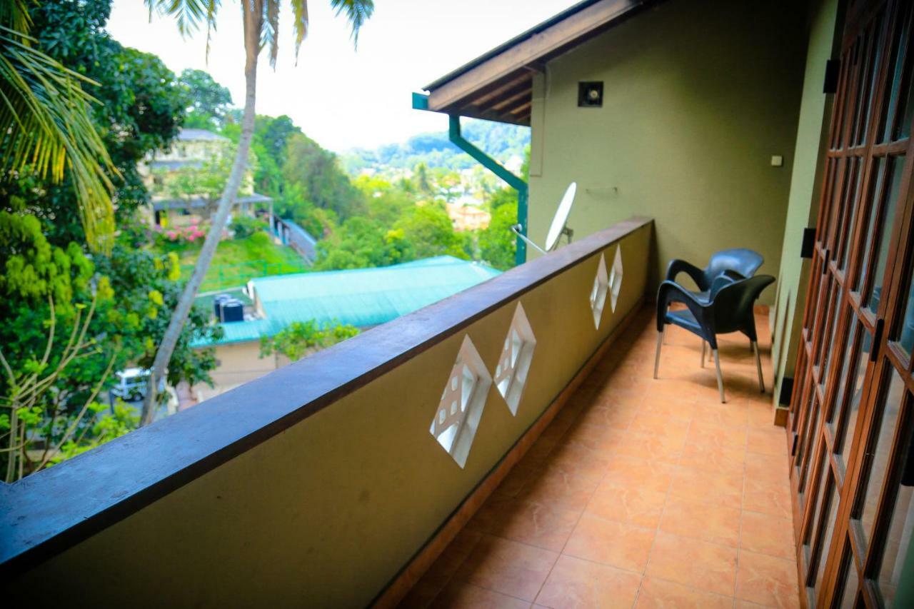 Freedom Lodge Kandy Ngoại thất bức ảnh